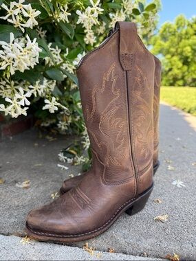 Kids leather cowboy boots